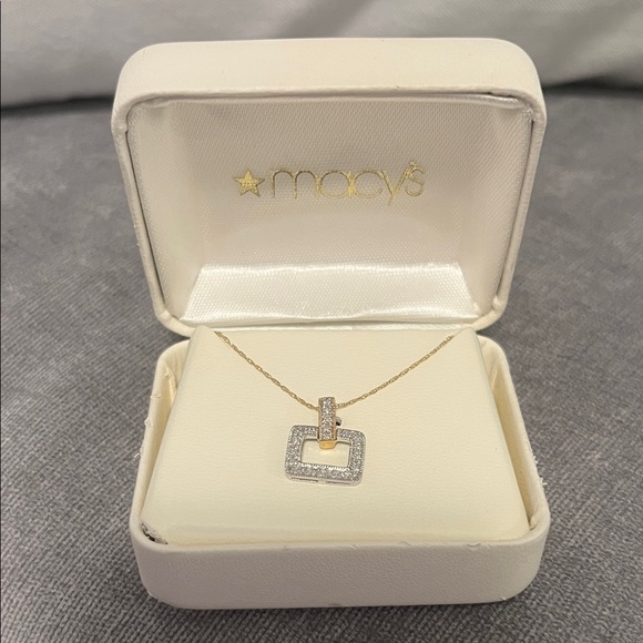 Macy’s Bridge Diamons Pendant Necklace - Picture 1 of 6